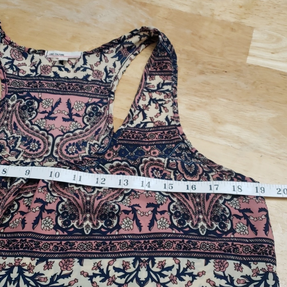 Love Culture flowy paisley tank - Picture 3 of 8